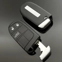 Alternative view of 1x Dodge Challenger Chrysler Jeep RAM Schlüsselgehäuse mit Emblem Logo Autoschlüssel