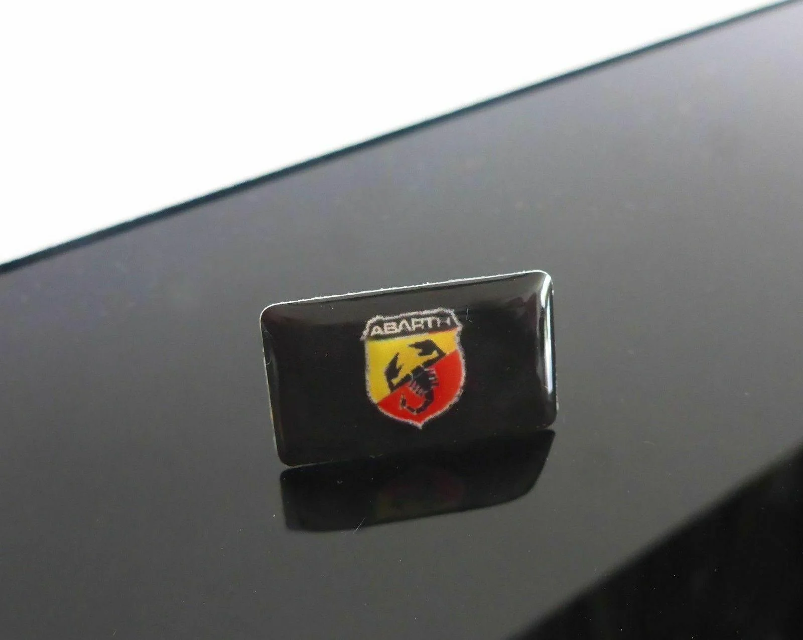 1x für ABARTH Aufkleber Logo 18mm für Spiegel Emblem Schriftzug Felge Lenkrad – Bild 3