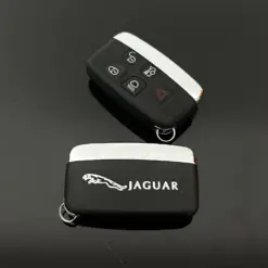 1x NEU JAGUAR Schlüsselgehäuse EDITION 4 Tasten Metall Kunststoff schwarz mit Logo Emblem
