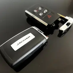 Alternative view of 1x NEU JAGUAR Schlüsselgehäuse EDITION 4 Tasten Metall Kunststoff schwarz mit Logo Emblem