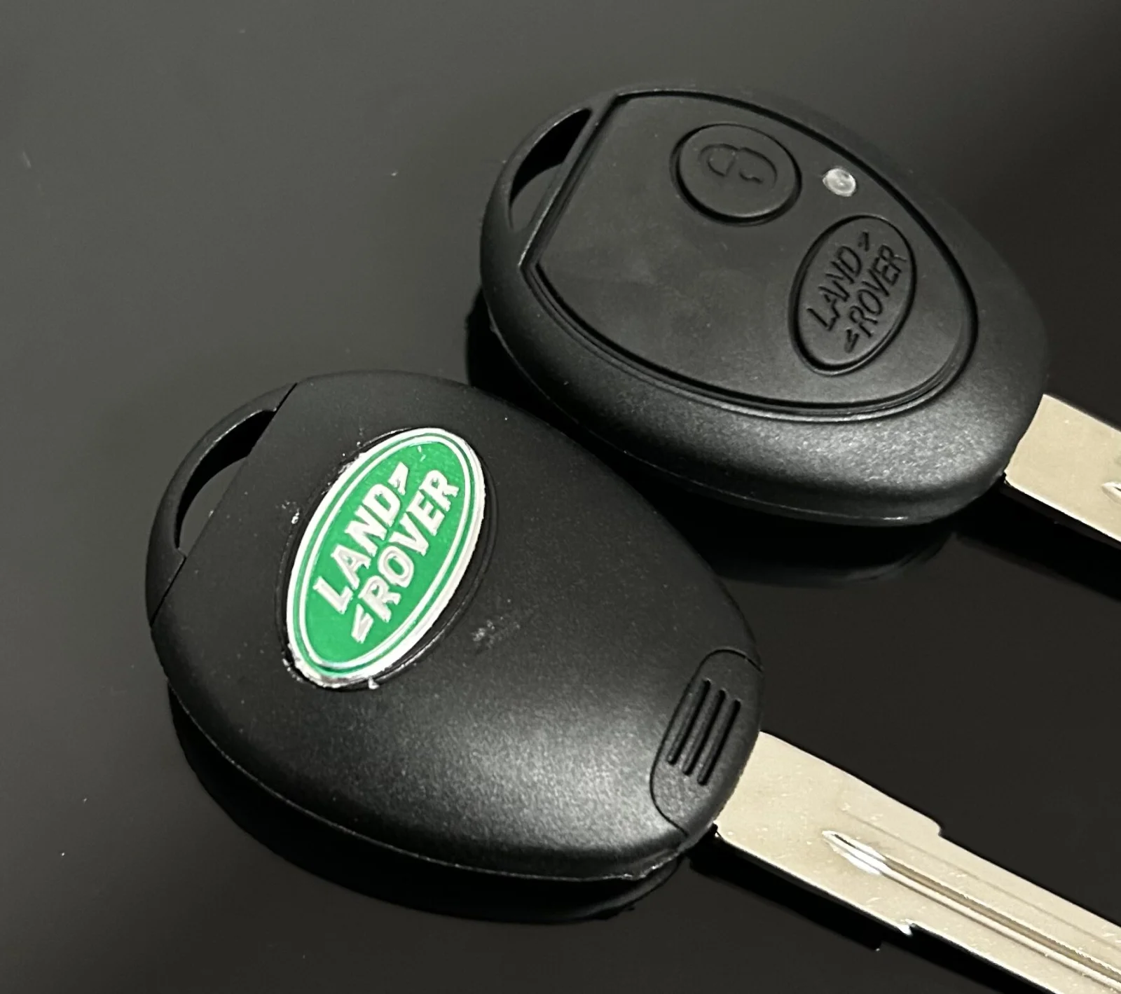 1x NEU Range Land Rover Schlüsselgehäuse 2 Tasten schwarz mit Logo Emblem Autoschlüssel Schlüssel – Bild 2