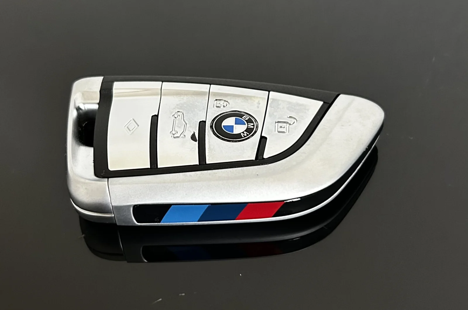 1x NEU Schlüssel Gehäuse 4 Tasten in CHROM + EMBLEM für BMW METALL 3 5 6 8 X3 X4 X5 X7 G-Serie G21 G20 G31 G30 – Bild 5