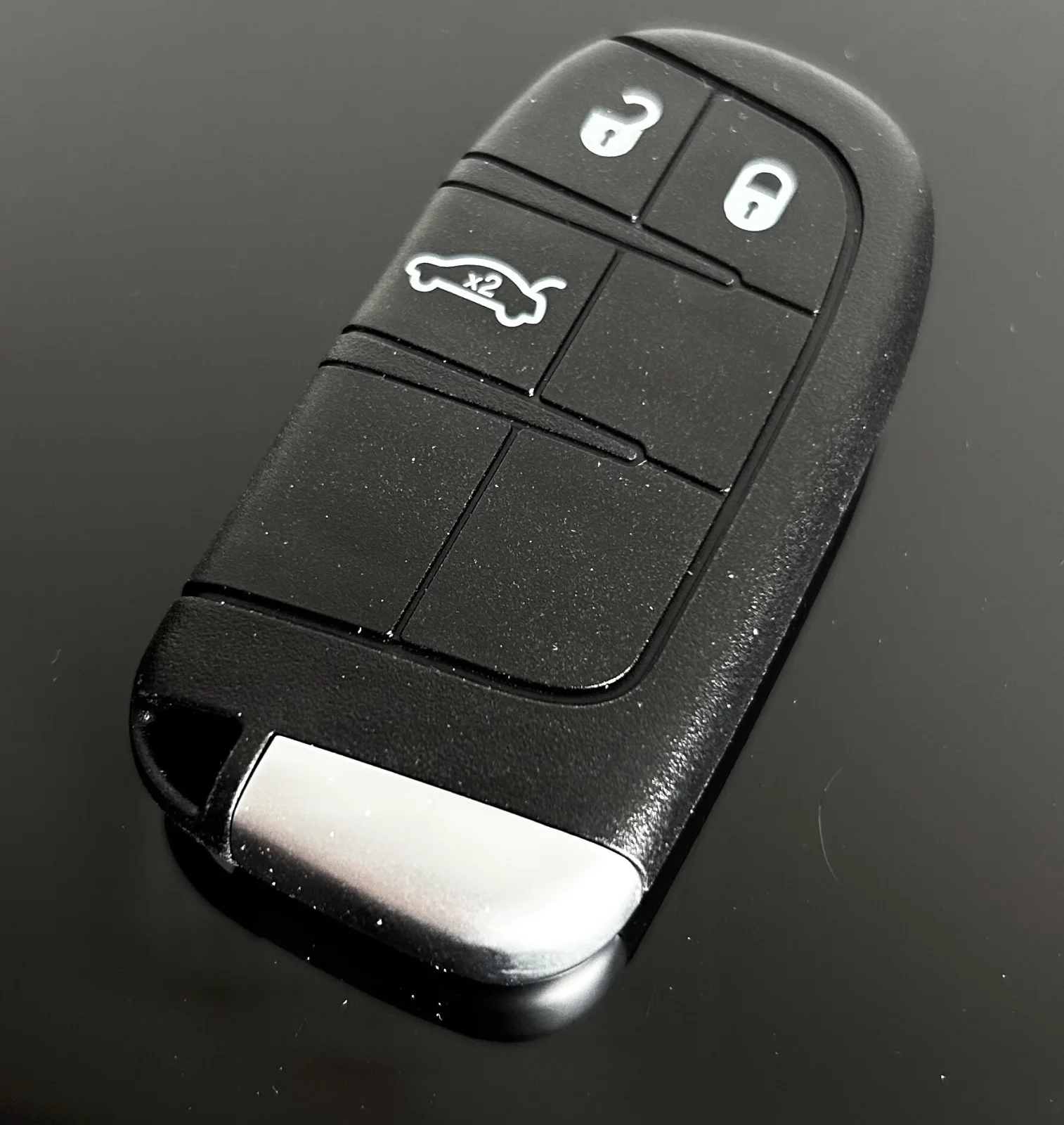 1x RAM Challenger Chrysler Jeep Dodge Schlüsselgehäuse mit Emblem Logo Autoschlüssel (Kopie) – Bild 6