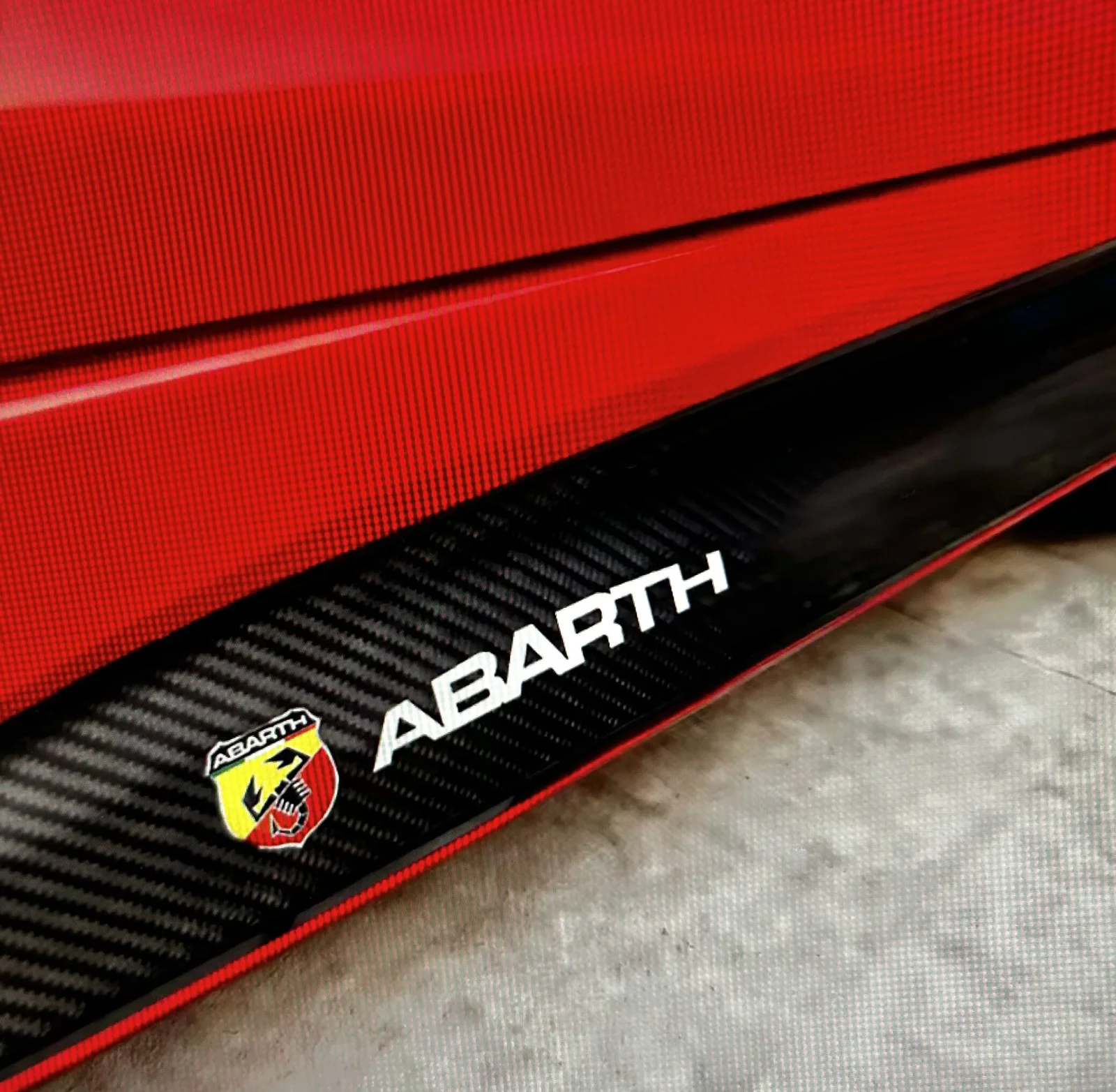 2x für Abarth Seitenschweller Einstieg Aufkleber Kohlefaser- Design für Fiat Punto Abarth 500 Stilo Ducato Palio Bravo Doblo