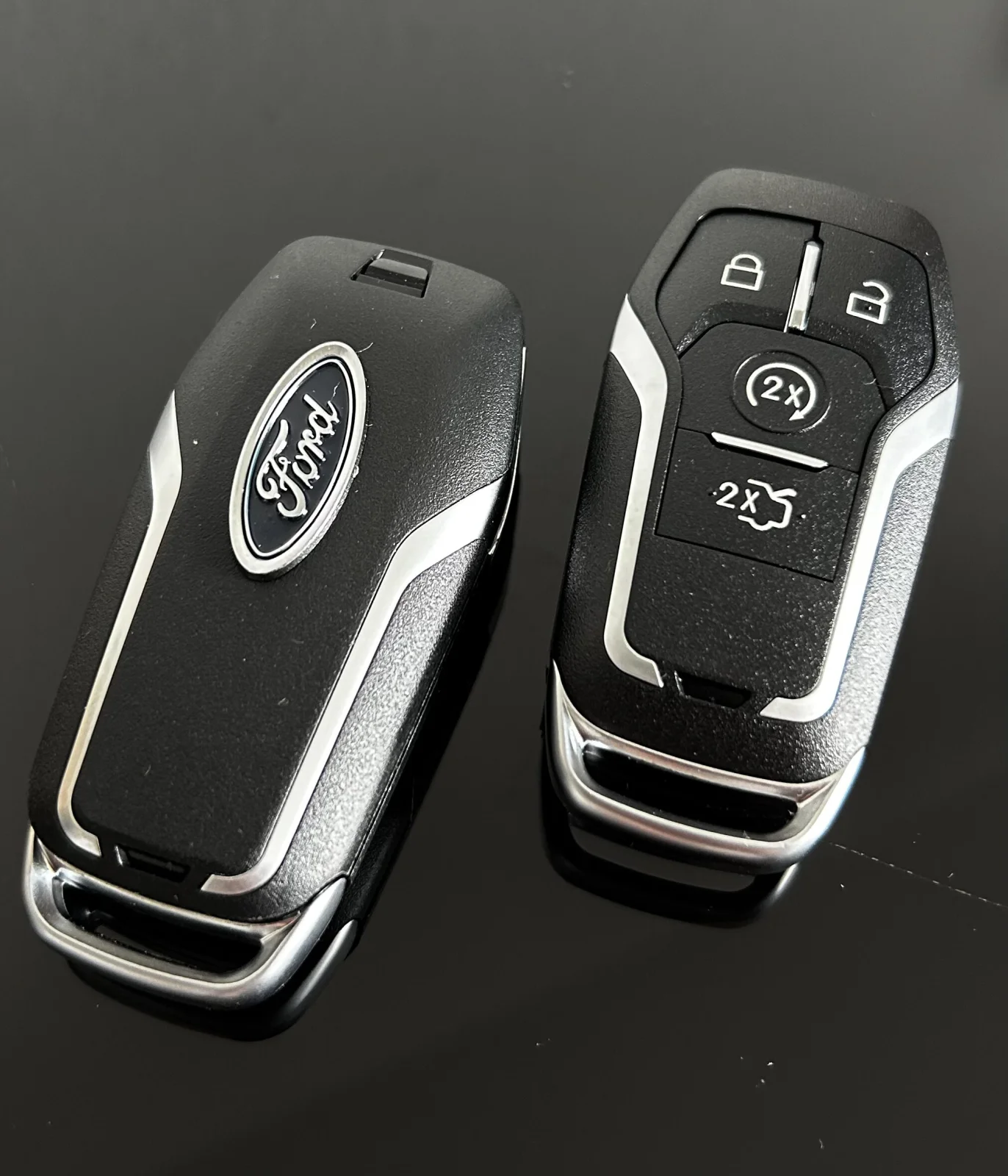 FORD Schlüsselgehäuse ORIGINAL + Logo Emblem Schlüssel Rohling Ford Fusion Explorer Rand Mustang Mondeo Kuka 2013-2018