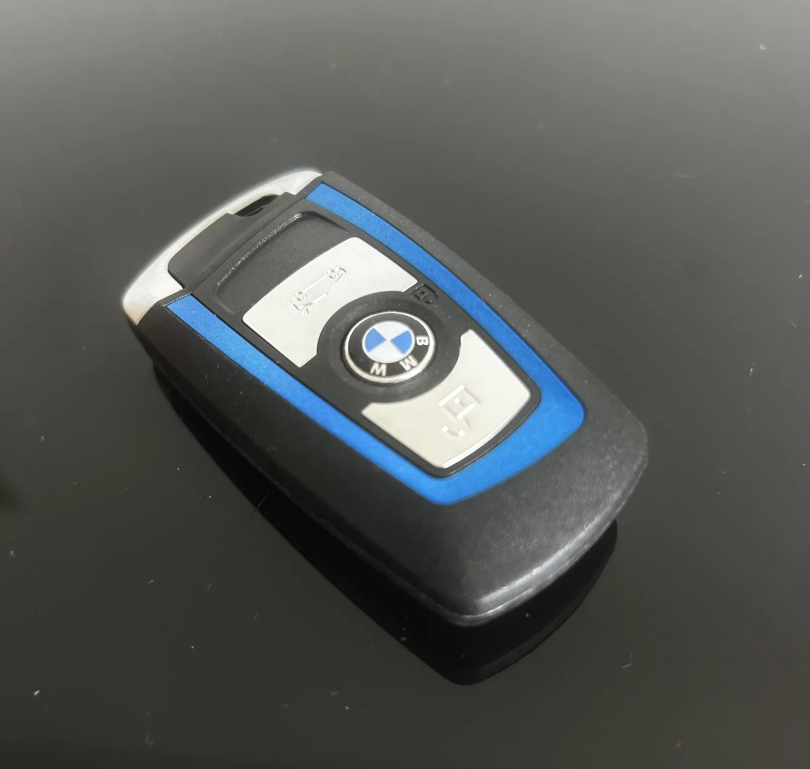 NEU blau Schlüssel Gehäuse 4 Tasten LOGO BMW METALL 1 3 5 7 F Serie X5 X6 F20 F22 F30 – Bild 3