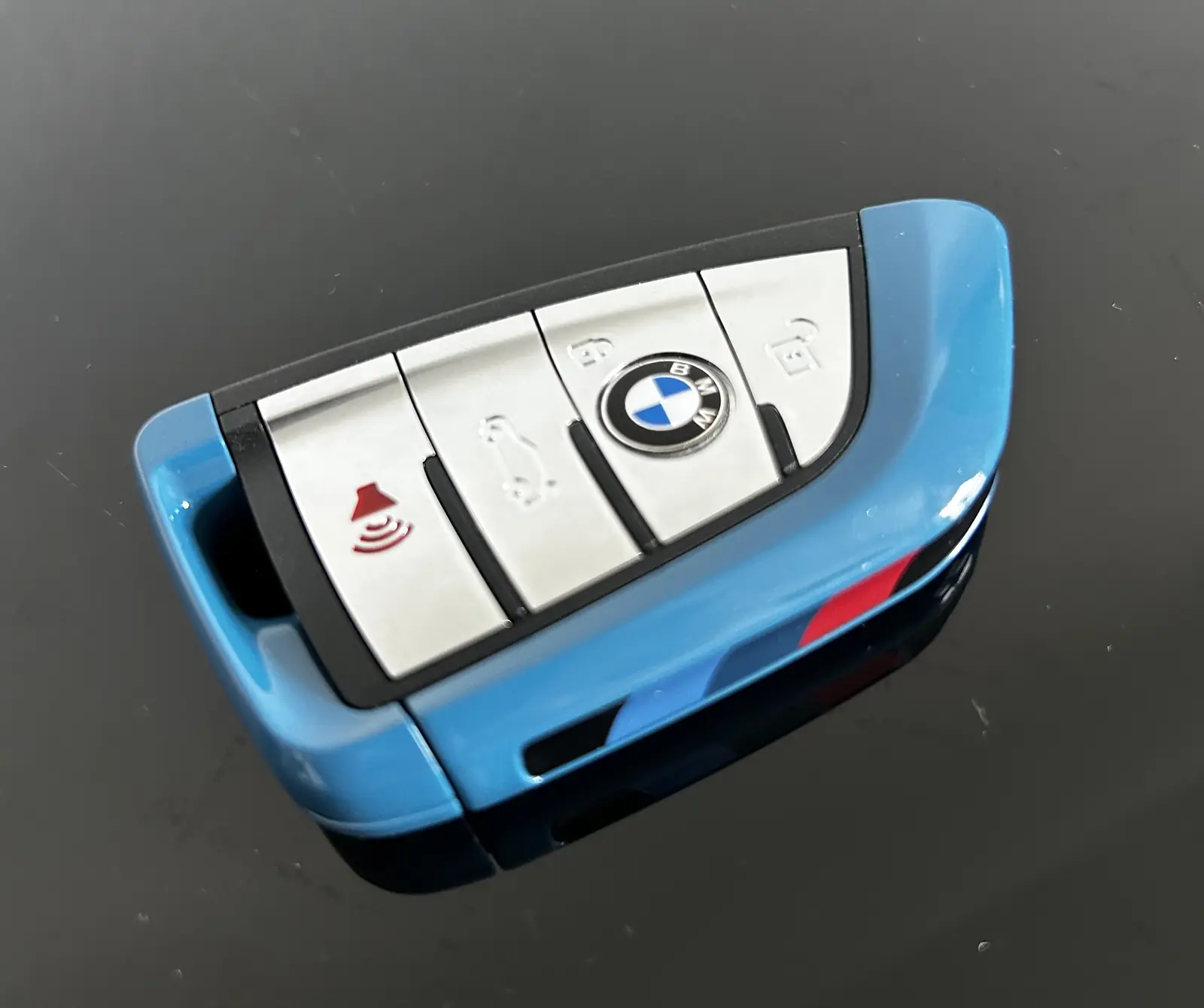 NEU Schlüssel Gehäuse 4 Tasten EDITION BLUEEYE mit EMBLEM für BMW 3 5 6 8 X3 X4 X5 X7 G21 G20 G31 G30 – Bild 7