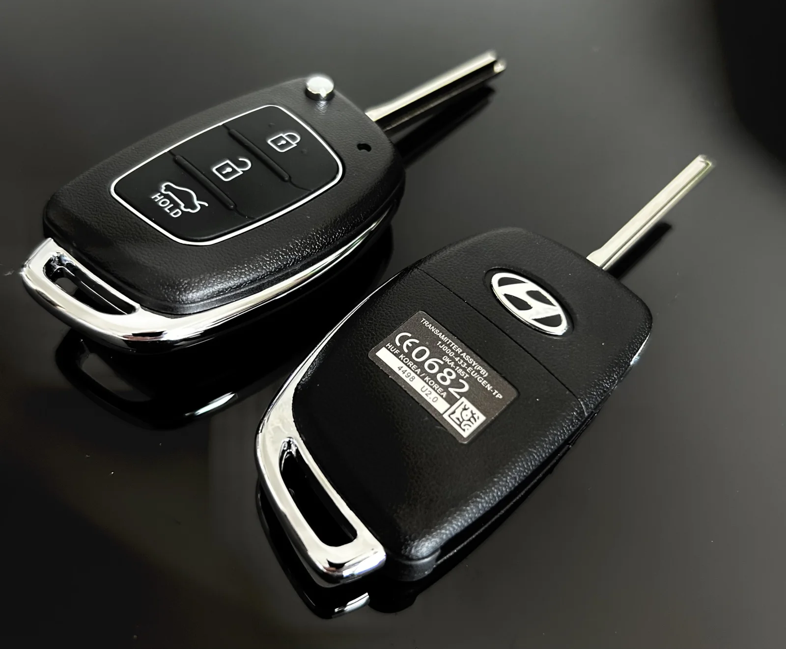 ORIGINAL Hyundai Schlüsselgehäuse + Emblem Funk Fernbedienung Autoschlüssel KFZ Solaris ELANTRA Santa Fe i10 i20 i30 i35 i40 IX35 IX45 – Bild 5