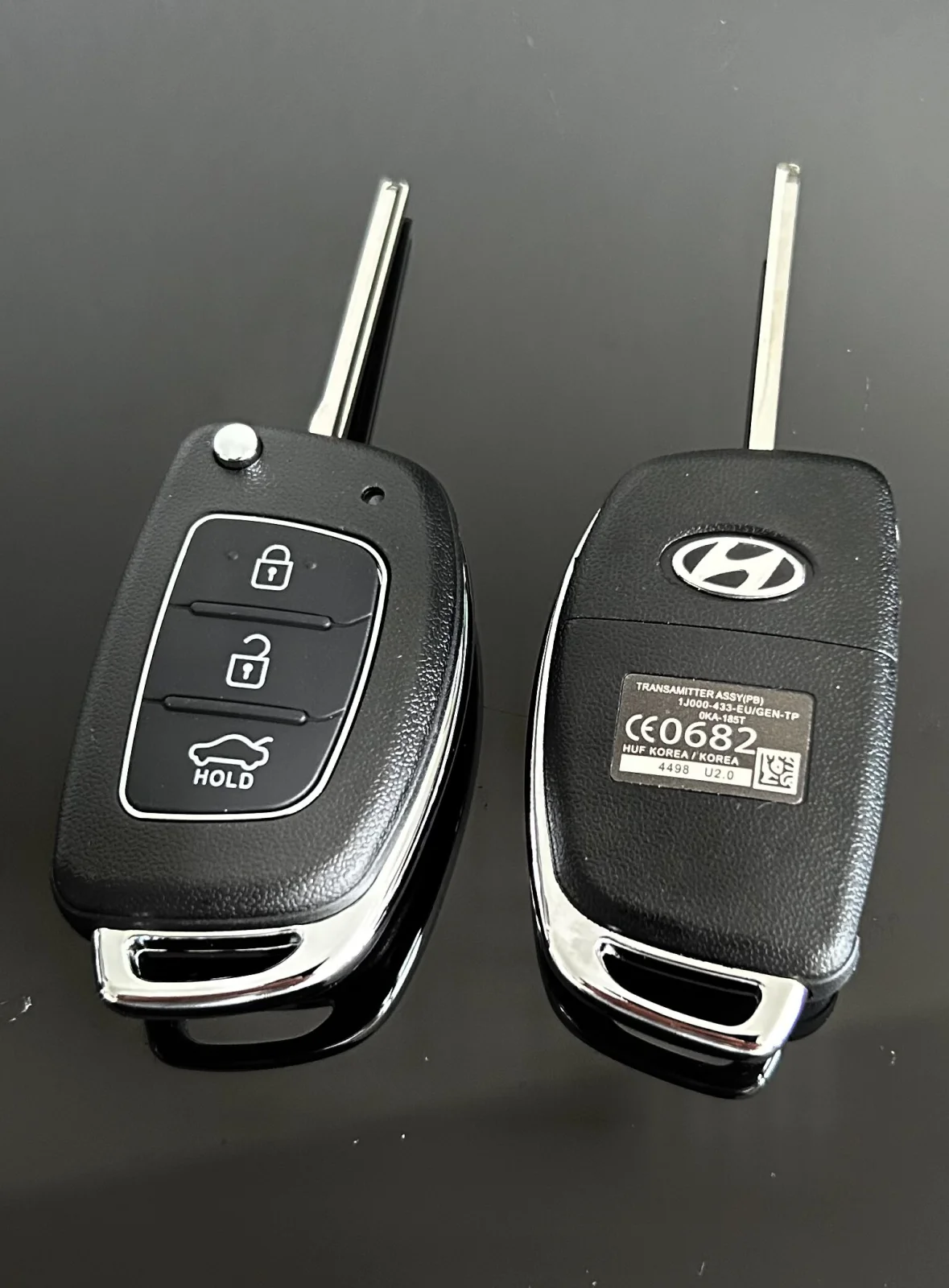 ORIGINAL Hyundai Schlüsselgehäuse + Emblem Funk Fernbedienung Autoschlüssel KFZ Solaris ELANTRA Santa Fe i10 i20 i30 i35 i40 IX35 IX45 – Bild 6